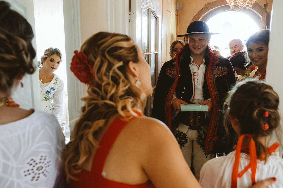 first look, przywitanie w domu panny młodej