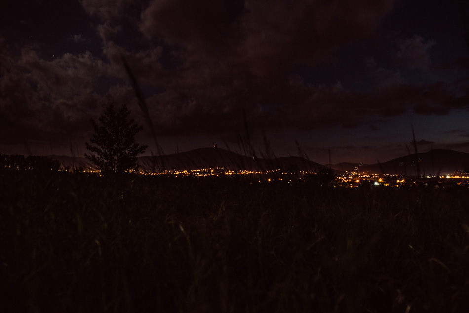góry nocą