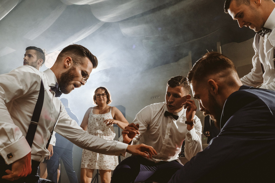 Plenerowy ślub w zaciszu Anny Korcz, plenerowy ślub Warszawa