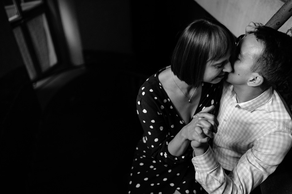zakochana para podczas narzeczeńskiej sesji zdjęciowej w Bielsku-Białej