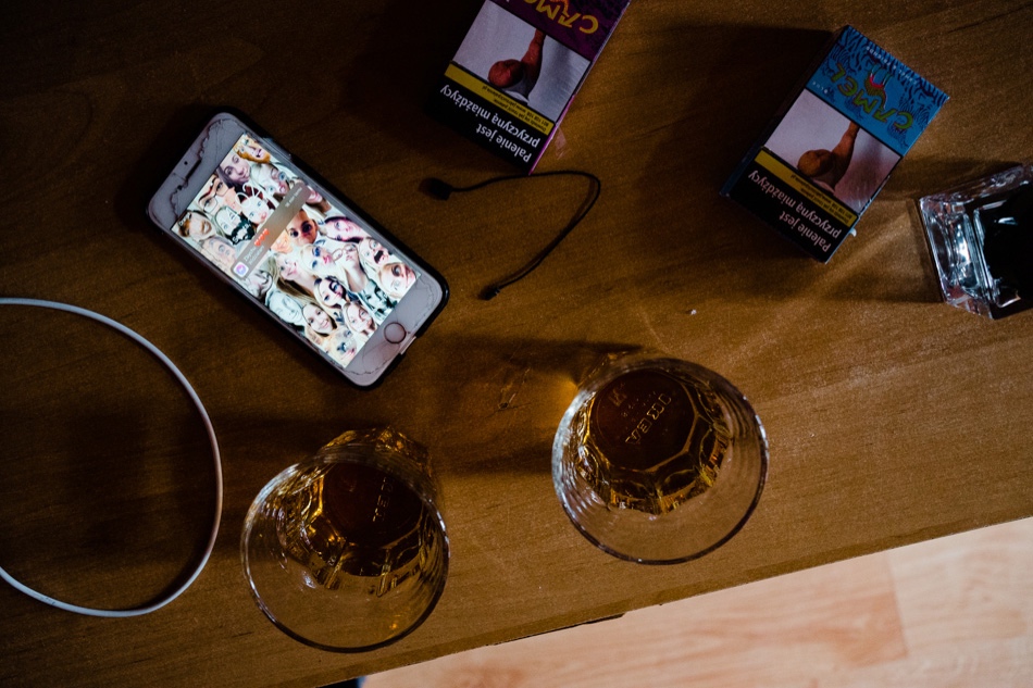 Ślub w plenerze nad jeziorem na Kaszubach