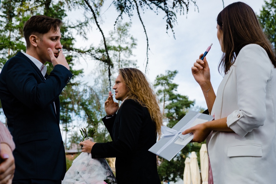 Ślub w plenerze nad jeziorem na Kaszubach