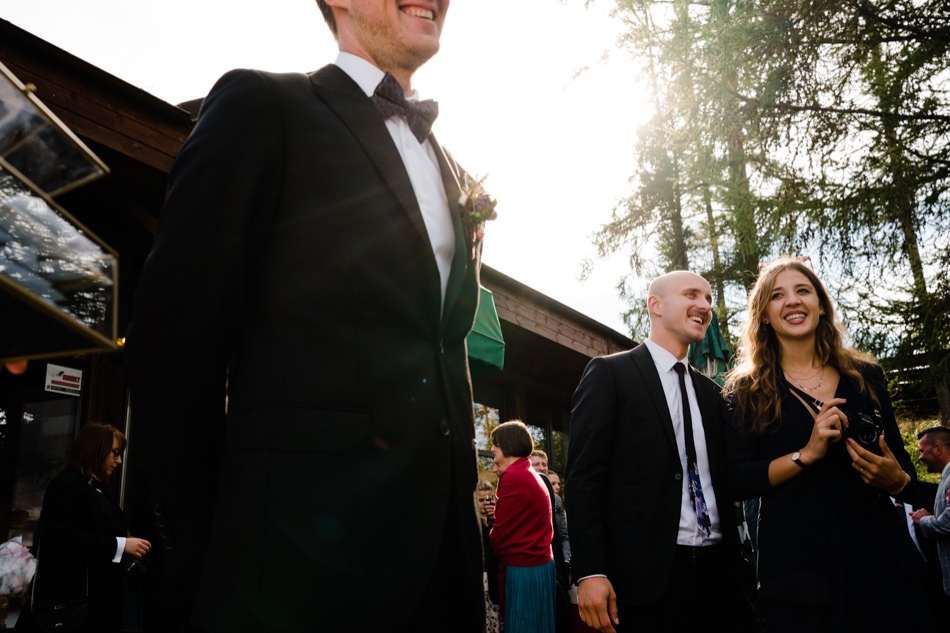 Ślub w plenerze nad jeziorem na Kaszubach