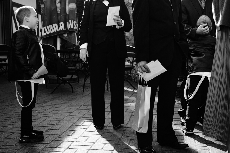 Ślub w plenerze nad jeziorem na Kaszubach