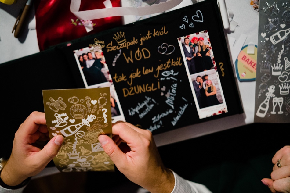 Ślub w plenerze nad jeziorem na Kaszubach