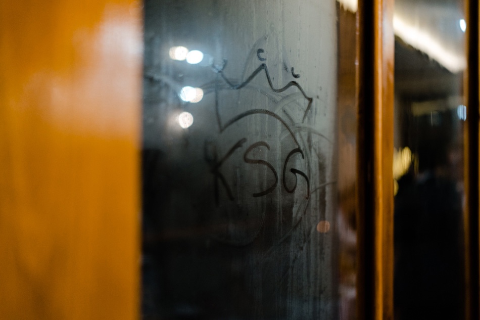 Ślub w plenerze nad jeziorem na Kaszubach