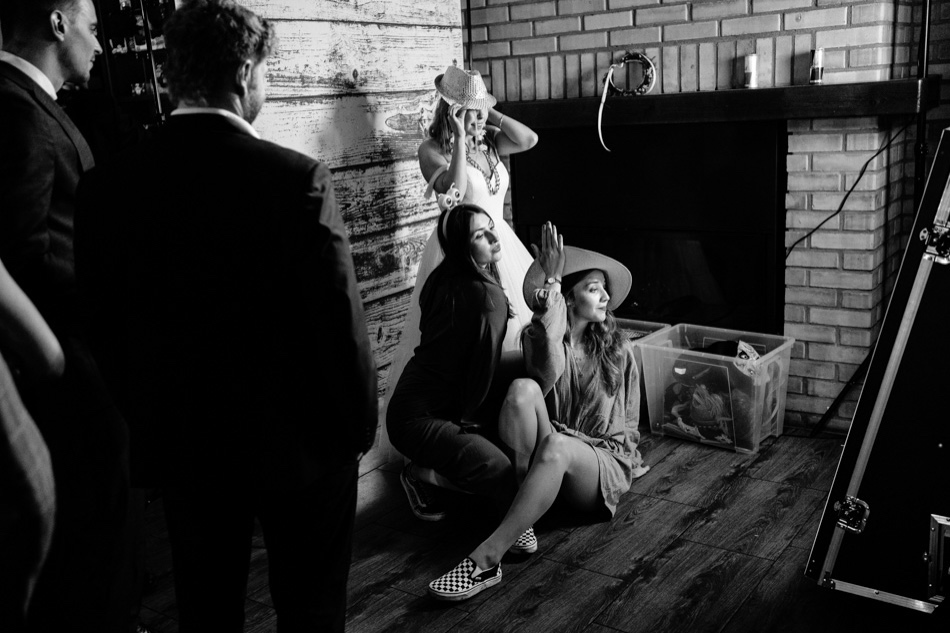 Ślub w plenerze nad jeziorem na Kaszubach