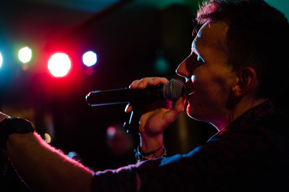 Ślub w plenerze nad jeziorem na Kaszubach