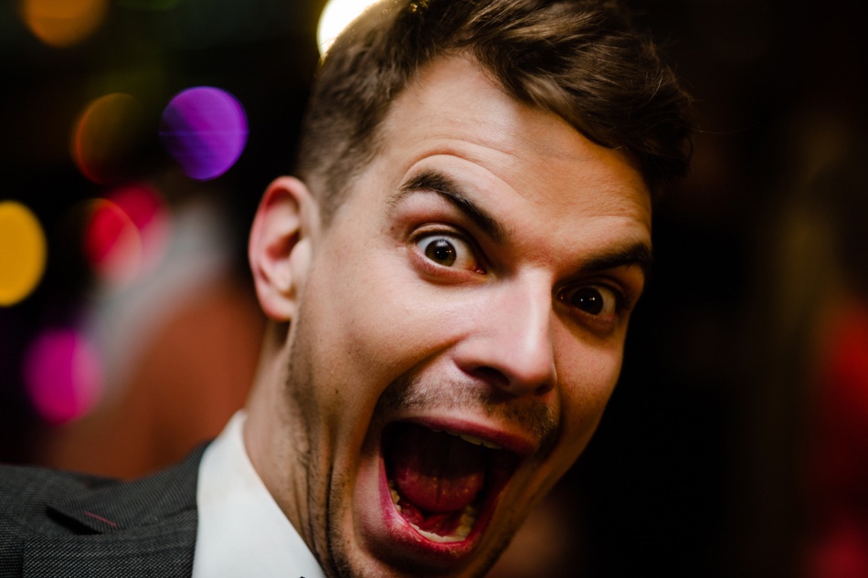 Ślub w plenerze nad jeziorem na Kaszubach