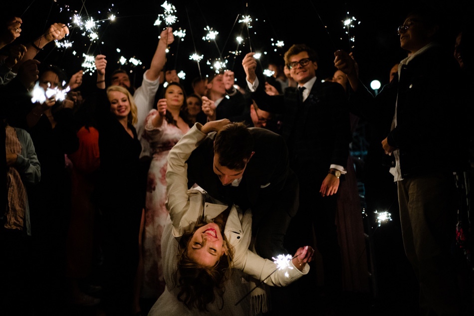 Ślub w plenerze nad jeziorem na Kaszubach